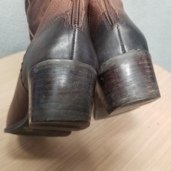 ARTURO CHIANG Women's Size 7.5M Leather Riding Boot - Picture 10 of 10